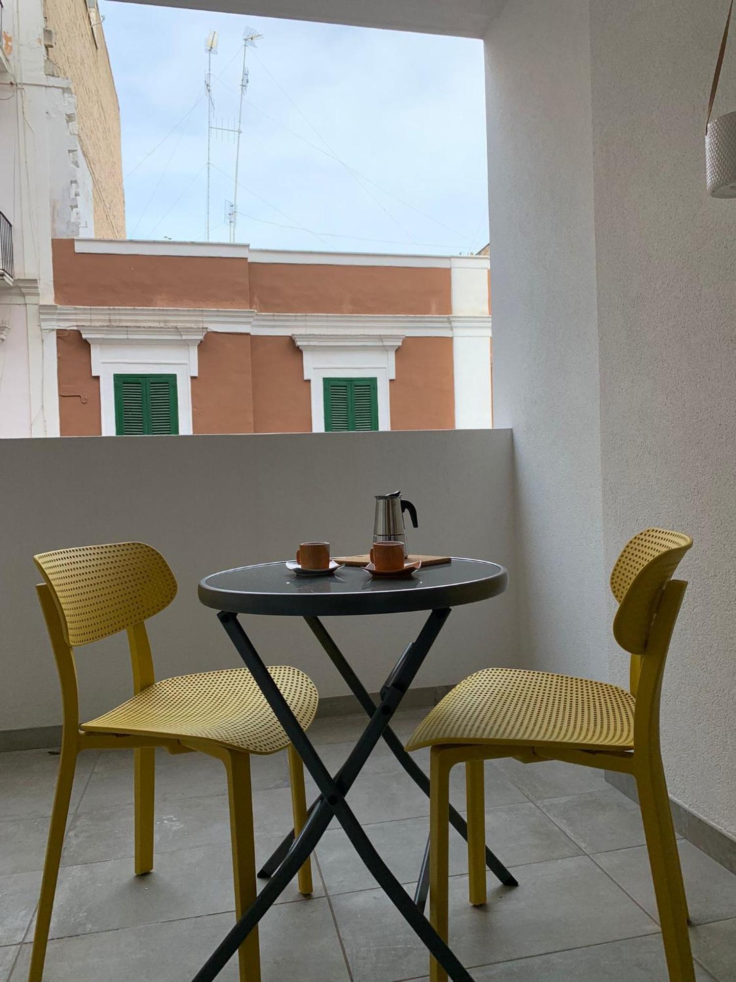 Domus13-With Private Parking Apartment Bari Exterior photo